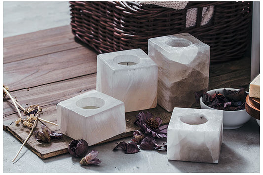 Candle Holder with Sugar Rock and Aromatherapy Design