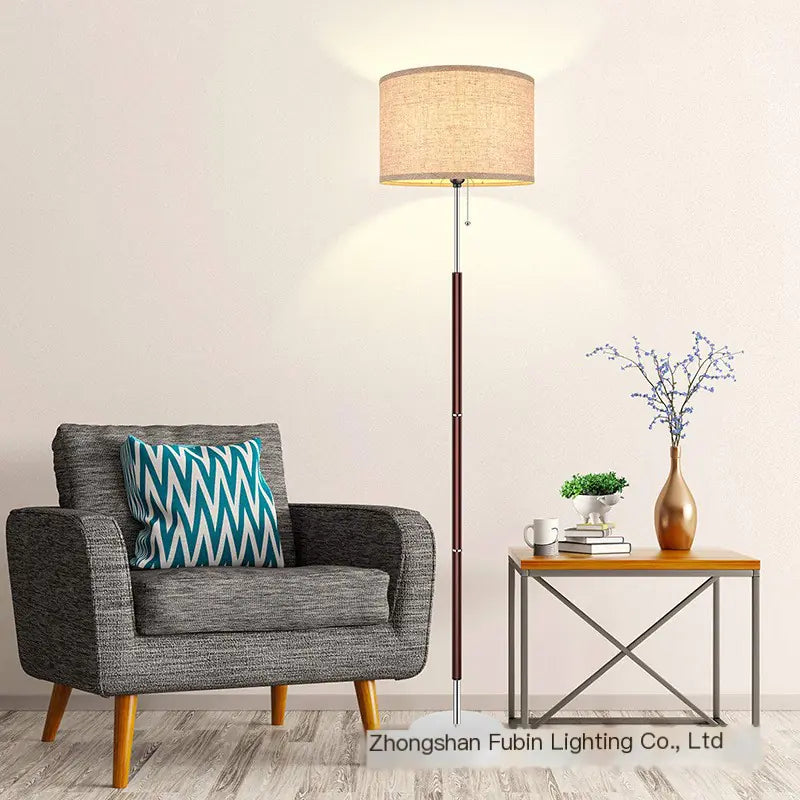 Minimalist American Floor Lamp with Pull Chain Decor